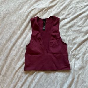 Urban Outfitters - Out from Under Hailey Seamless Plunge Bra Top (Size Small)